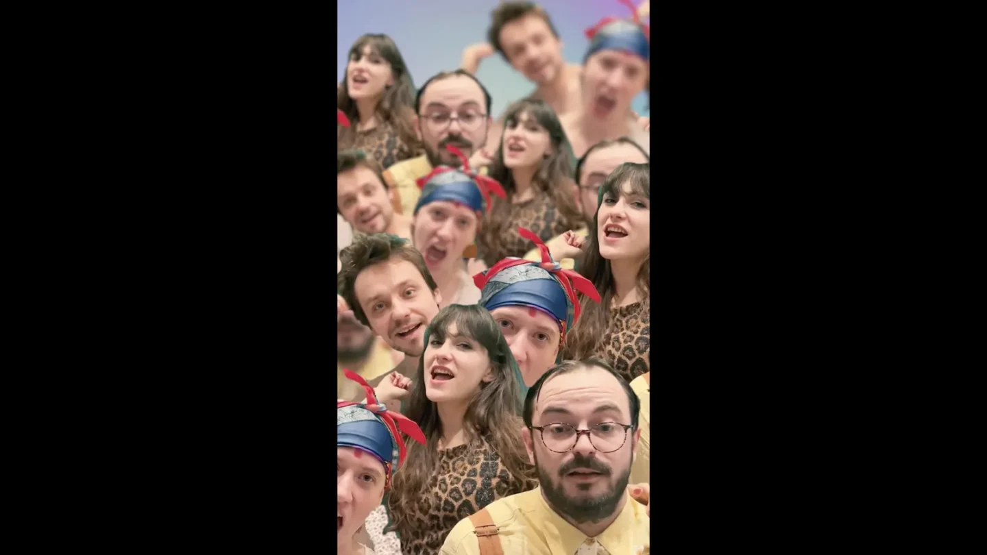 La isla bonita Na zahtevo Video Advertisment